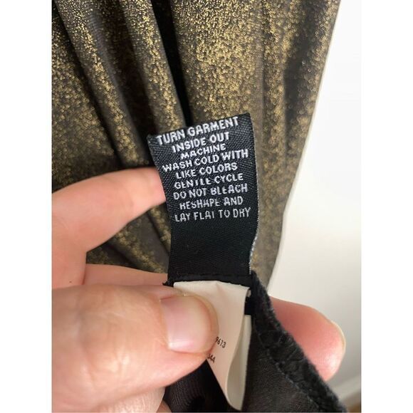 TORRID Gold Shimmer V Neck Skater Dress F171 - Picture 7 of 8